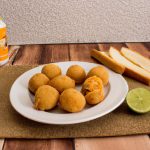 Bolinho de carne moída com queijo