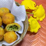 Bolinho de Couve Flor Frito