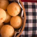 Bolinho de Queijo com 3 Ingredientes