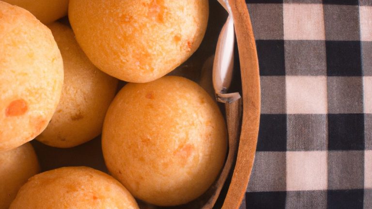 Receita De Bolinho De Queijo Com 3 Ingredientes