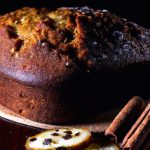 Bolo de Banana e Ameixa