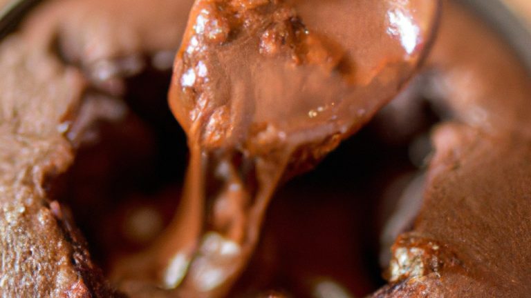 Receita De Bolo De Caneca De Chocolate Com Cobertura