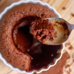 Bolo de Caneca de Chocolate Vegano