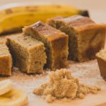 Bolo de Casca de Banana com Aveia