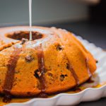 Bolo de Cenoura no Microondas com Cobertura de Chocolate