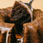 Bolo de Chocolate com Tâmaras