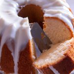 Bolo de Côco Cremoso com Leite Condensado