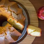 Bolo de Maçã com Açúcar Mascavo