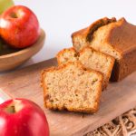 Bolo de Maçã com Aveia e Avelãs